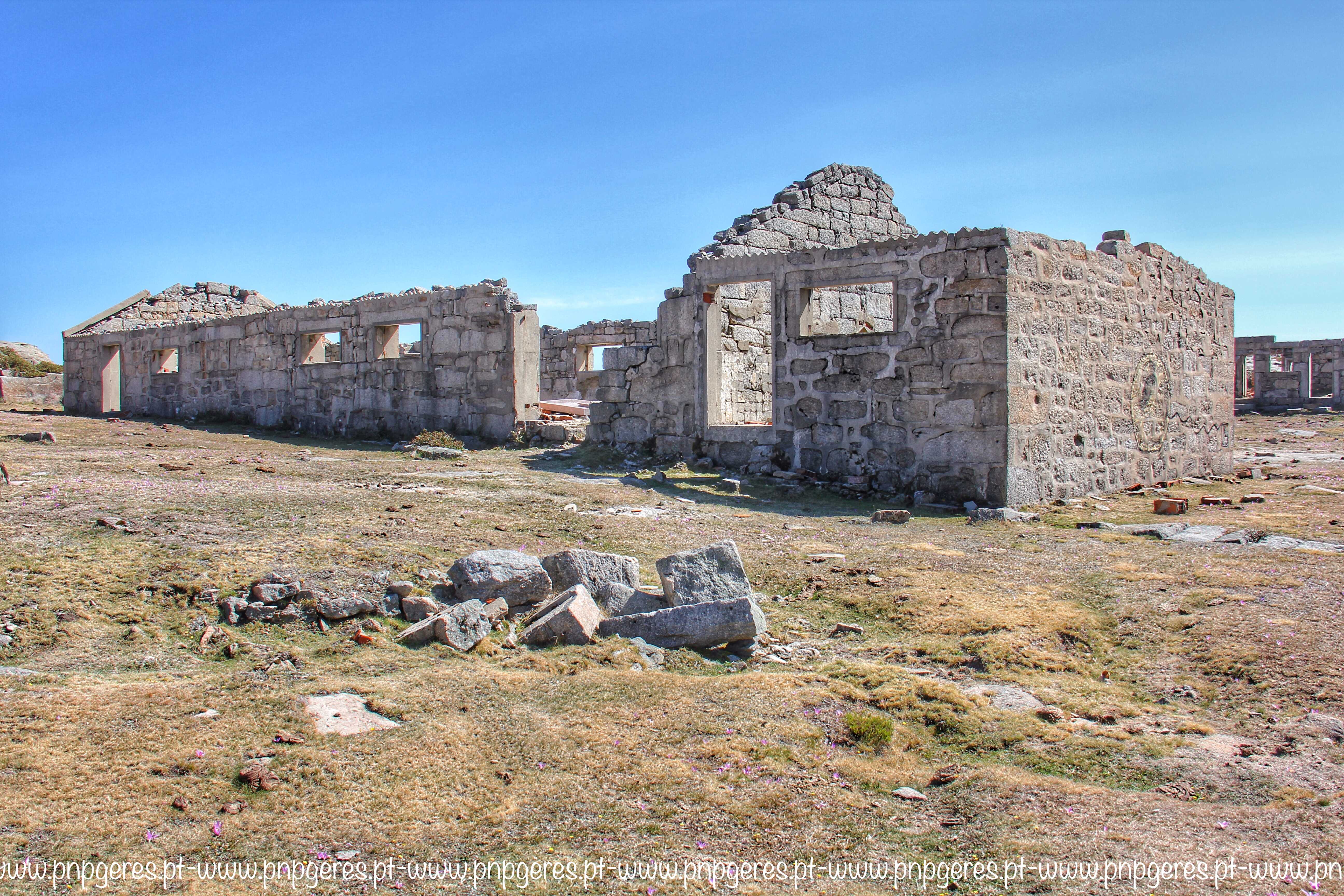 Minas-02 Garranos no Parque Nacional