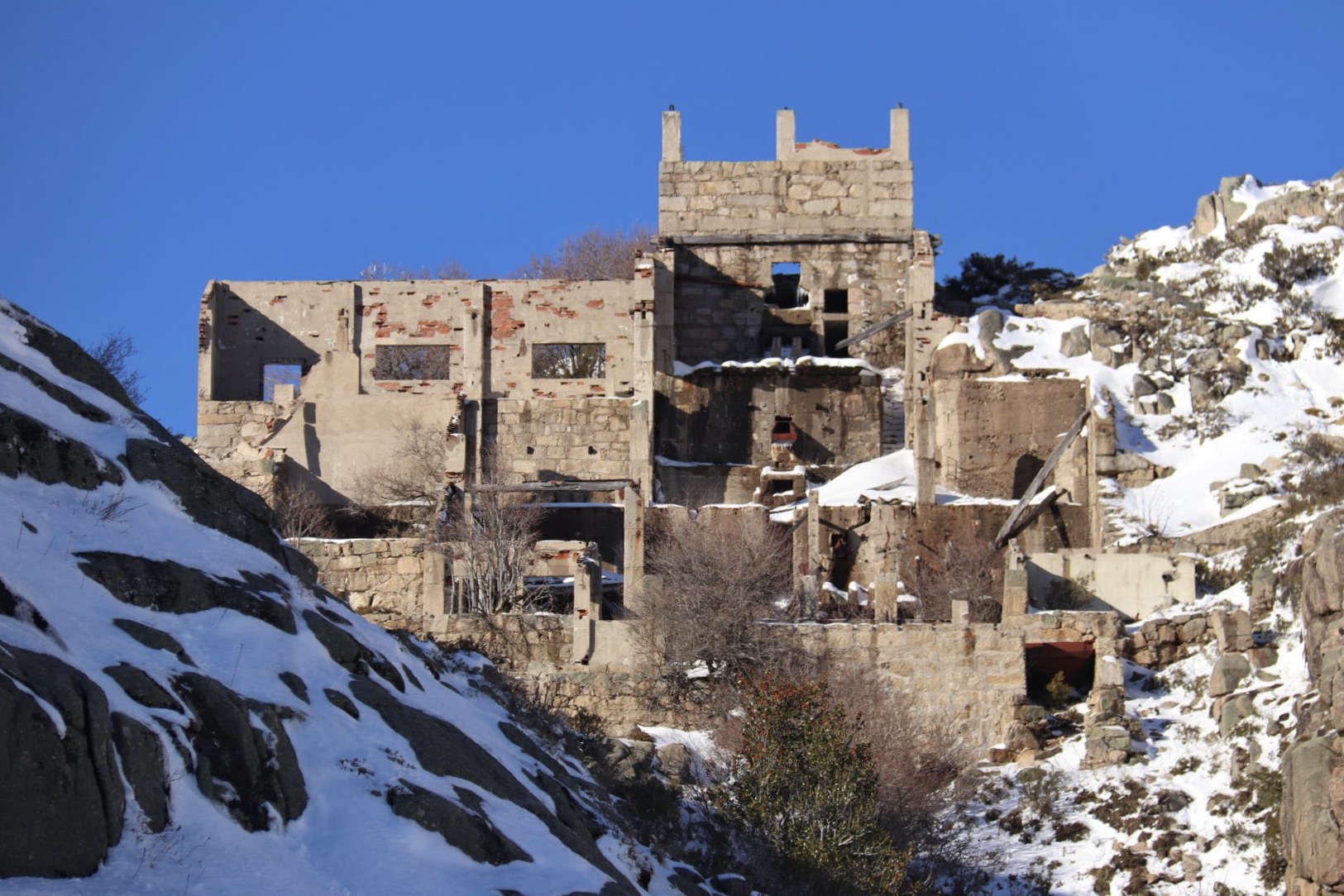 F6F6105F-6306-4B94-B372-DB4935CFBDF7_1_201_a Abrigos dos Pastores - Serra de Soajo!