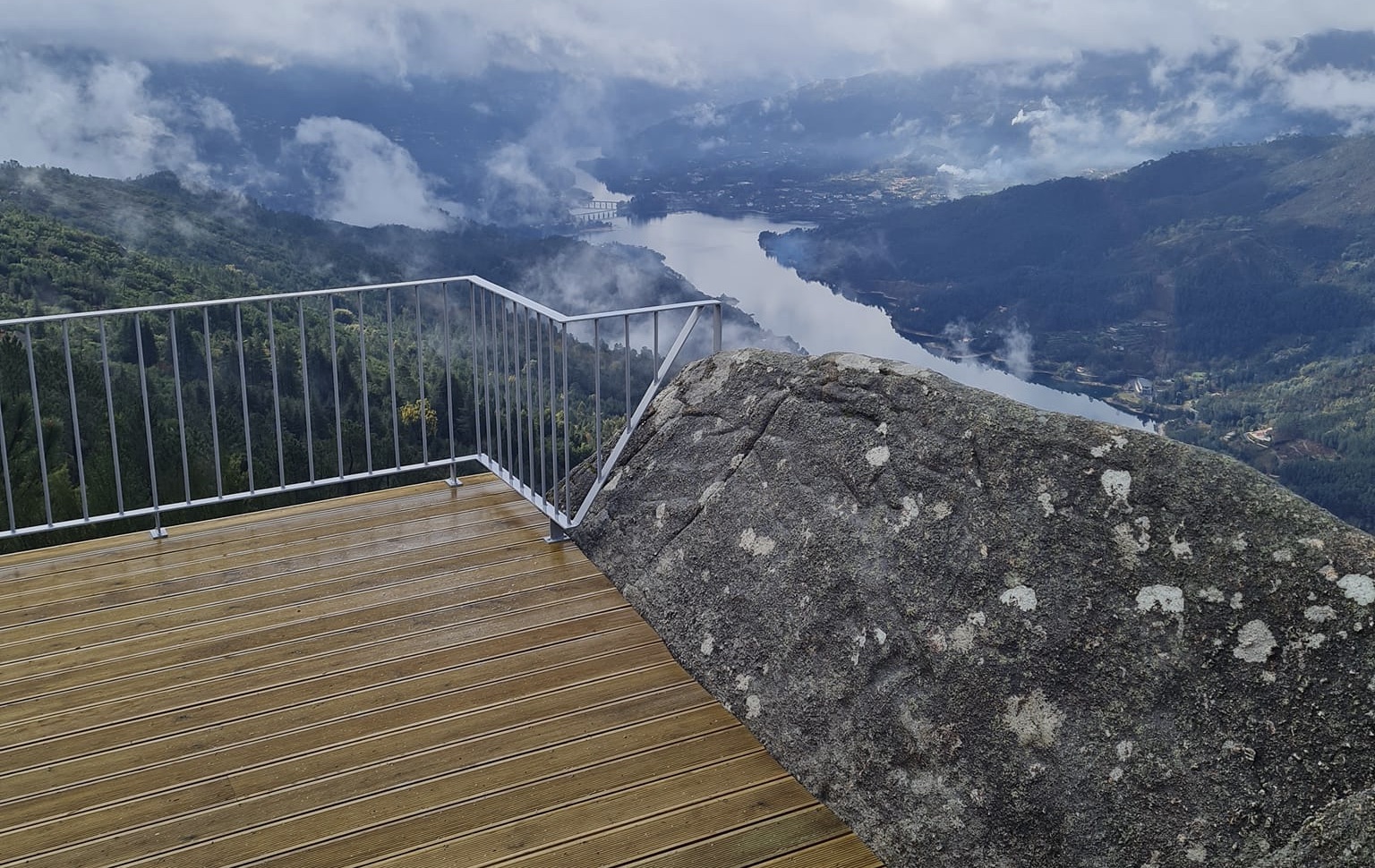 A95A3EDC-E938-4A2B-B49C-64F2B5E38059_1_201_a Abrigos dos Pastores - Serra de Soajo!