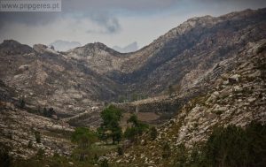 Vale-Da-Teixeira-1024x683-1-300x189 Os Espelhos do Parque Nacional